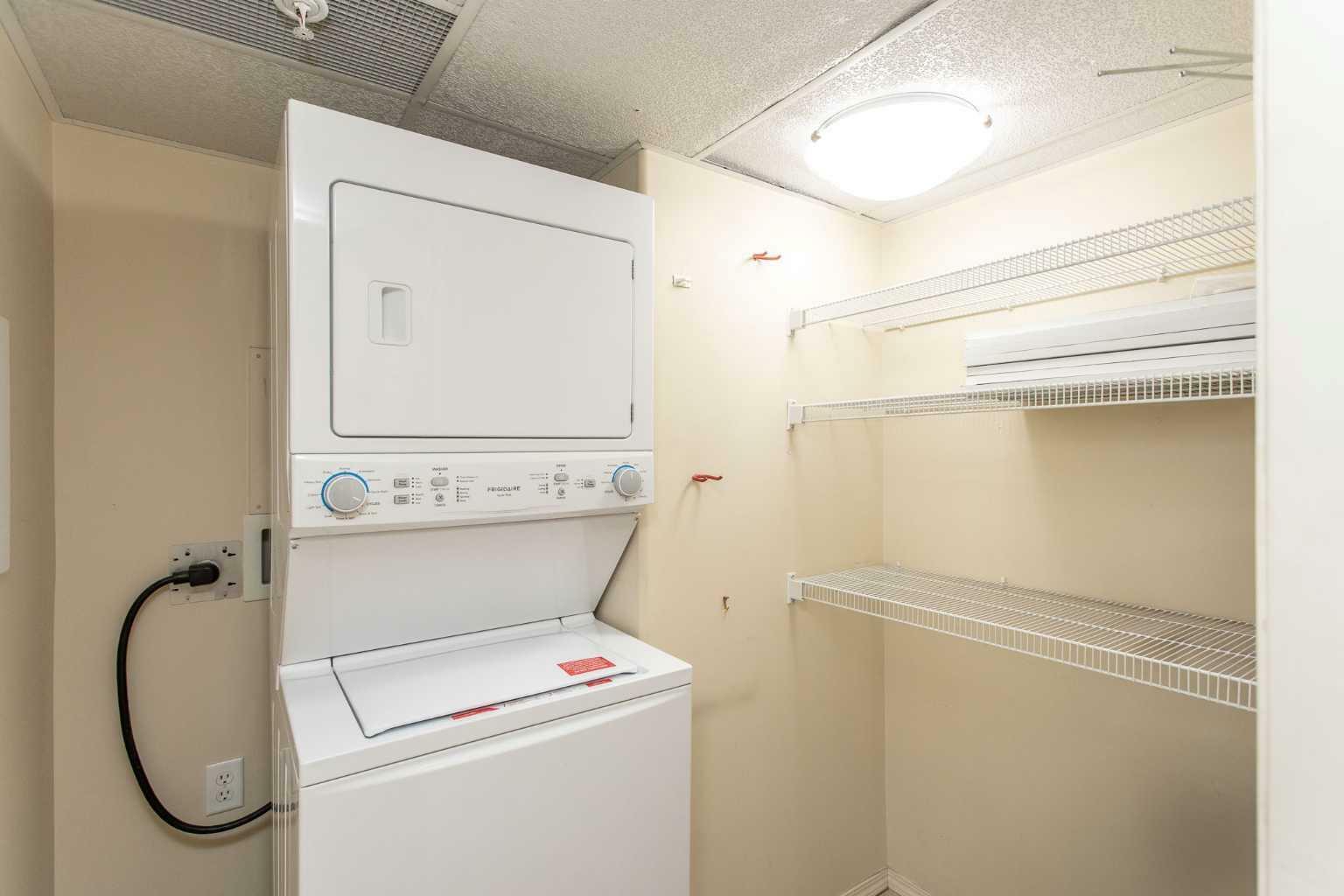 Property Photo:  4425 Heritage Way 207  AB T4L 2P4 