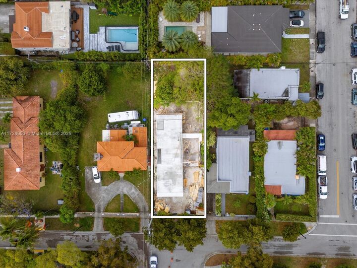 Property Photo:  1510 SW 13 Ave  FL 33145 