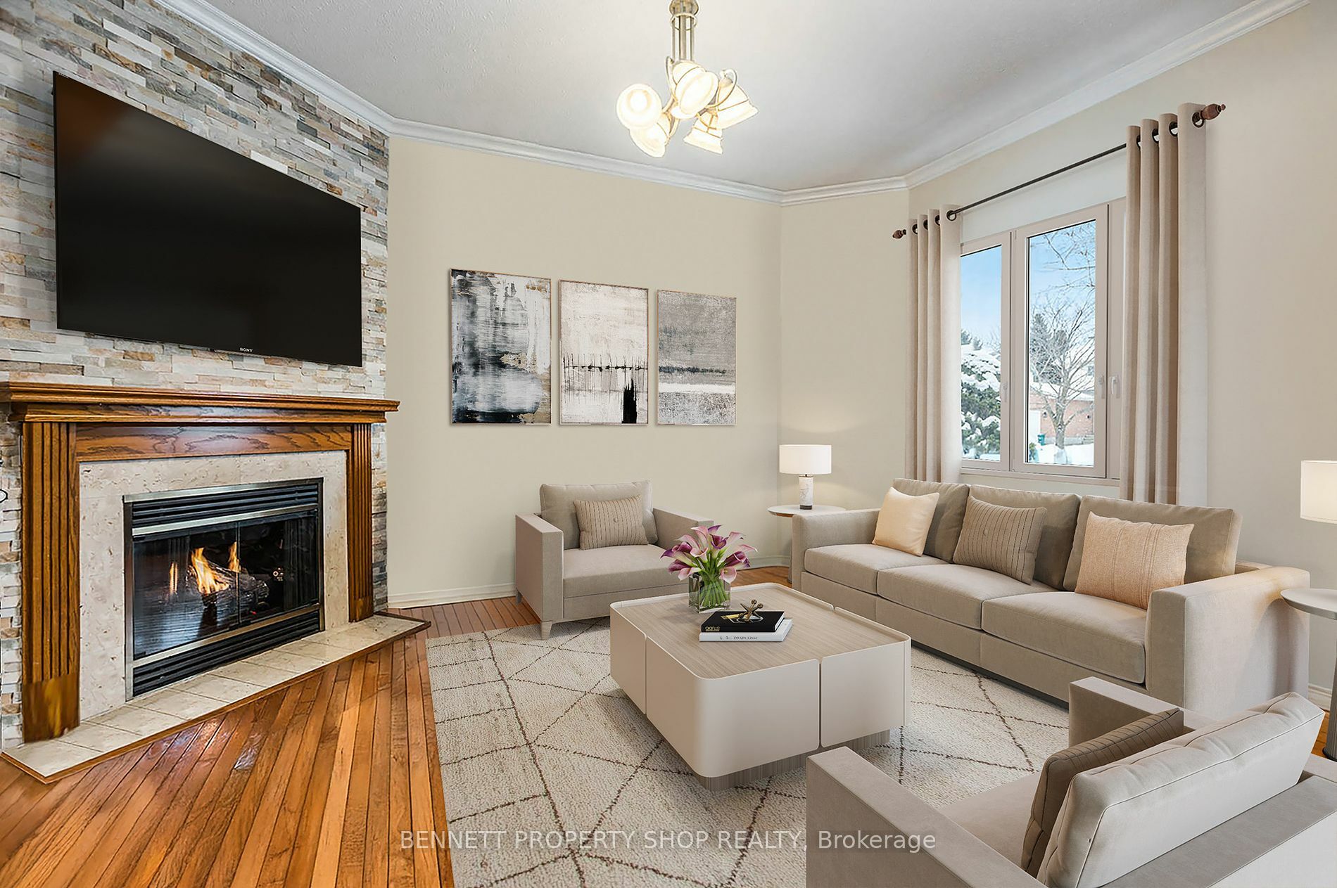 Property Photo:  1365 Caravel Cres  ON K1E 3X3 