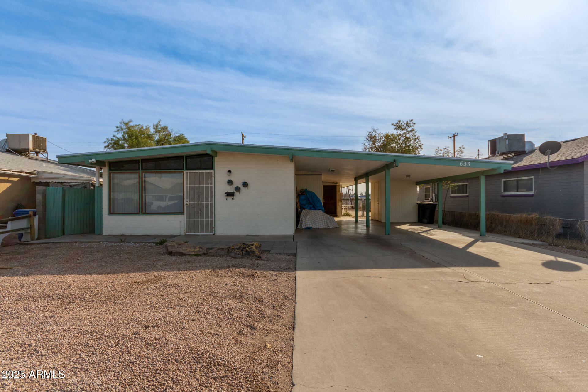Property Photo: 633 W 1st Street AZ 85201