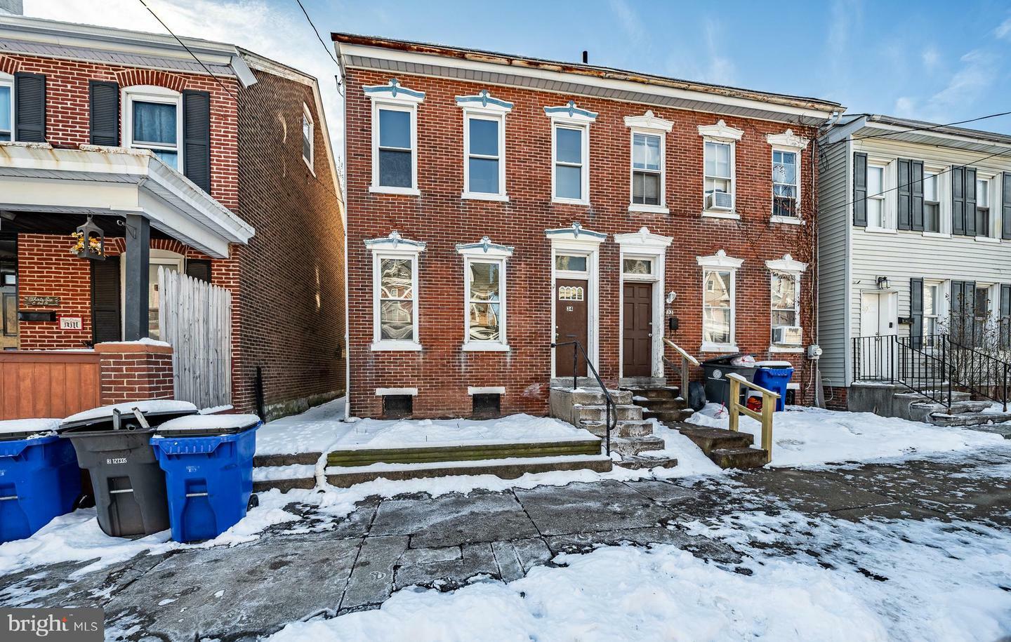 Property Photo:  34 E 2nd Street  PA 19464 