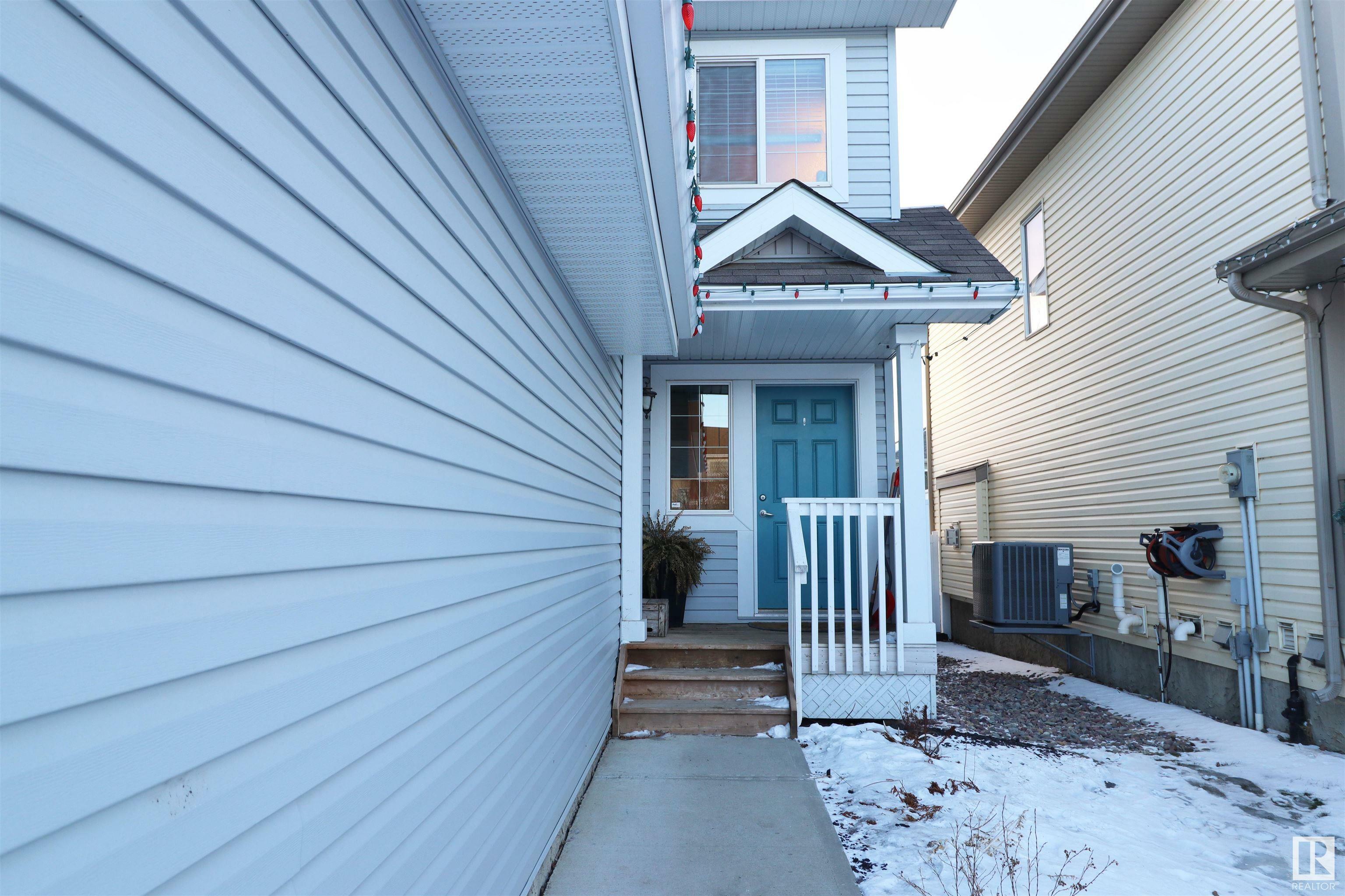 Property Photo:  1612 Westerra Avenue  AB T7Z 0H2 