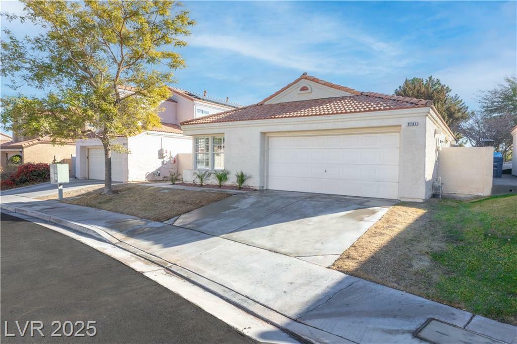 Property Photo:  9741 Horizon Hills Drive  NV 89117 