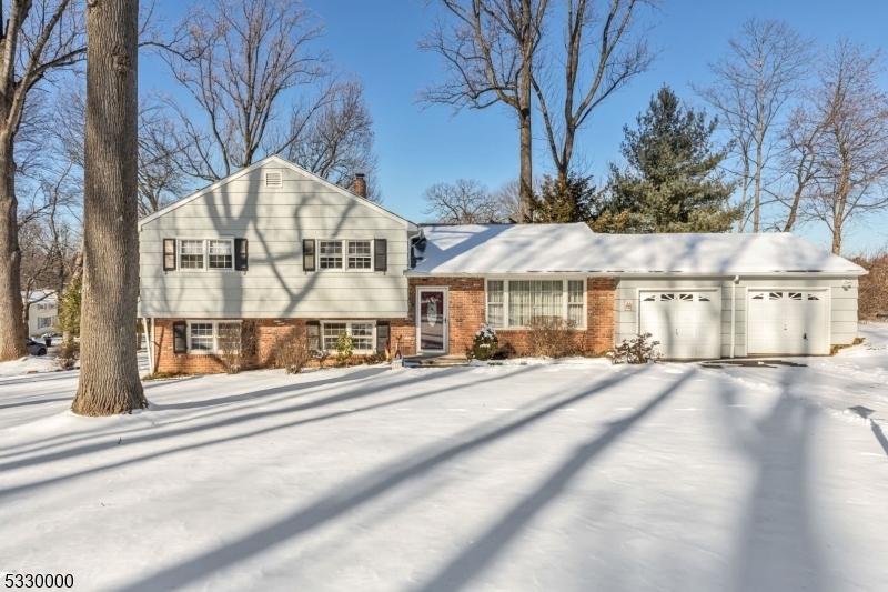 Property Photo:  246 Sutton Dr  NJ 07922 