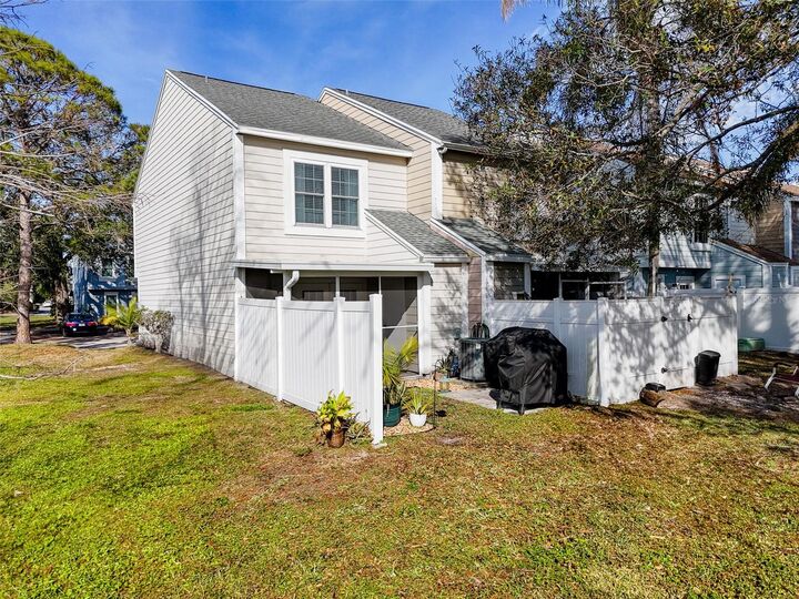 Property Photo:  6640 121st Avenue 6  FL 33773 