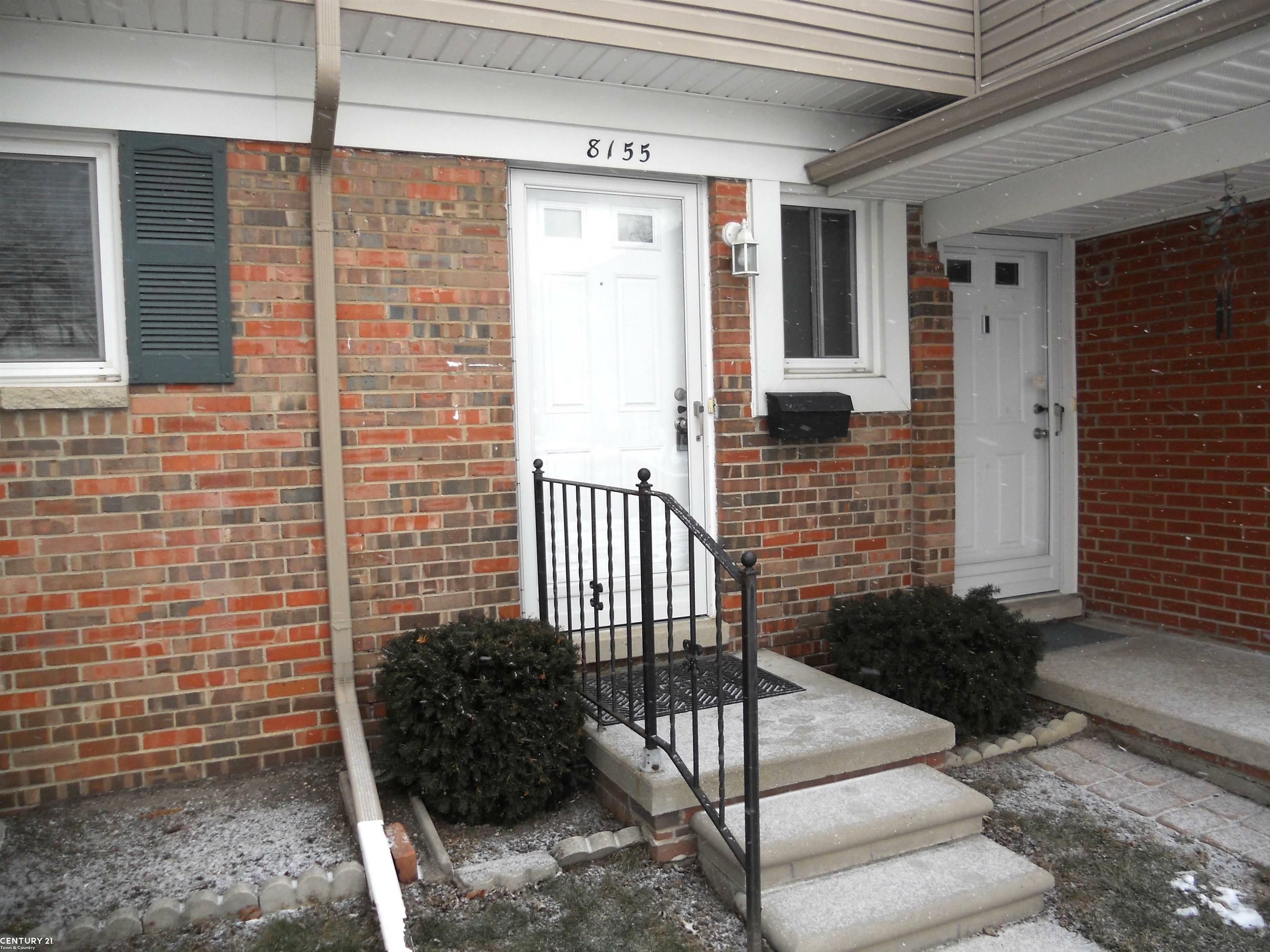 Property Photo:  8155 Farnum Street  MI 48093 