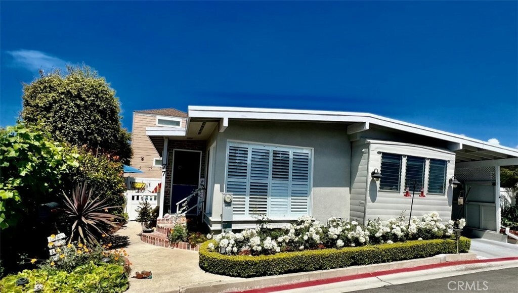 Property Photo: 77 Yorktown CA 92660