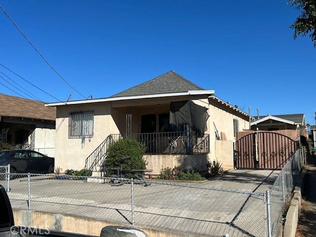 Property Photo:  3065 E 6th Street  CA 90023 