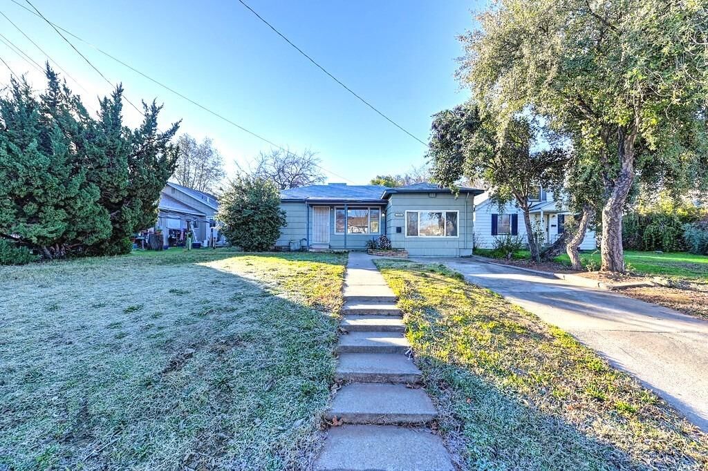 Property Photo:  591 1st Street  CA 95648 