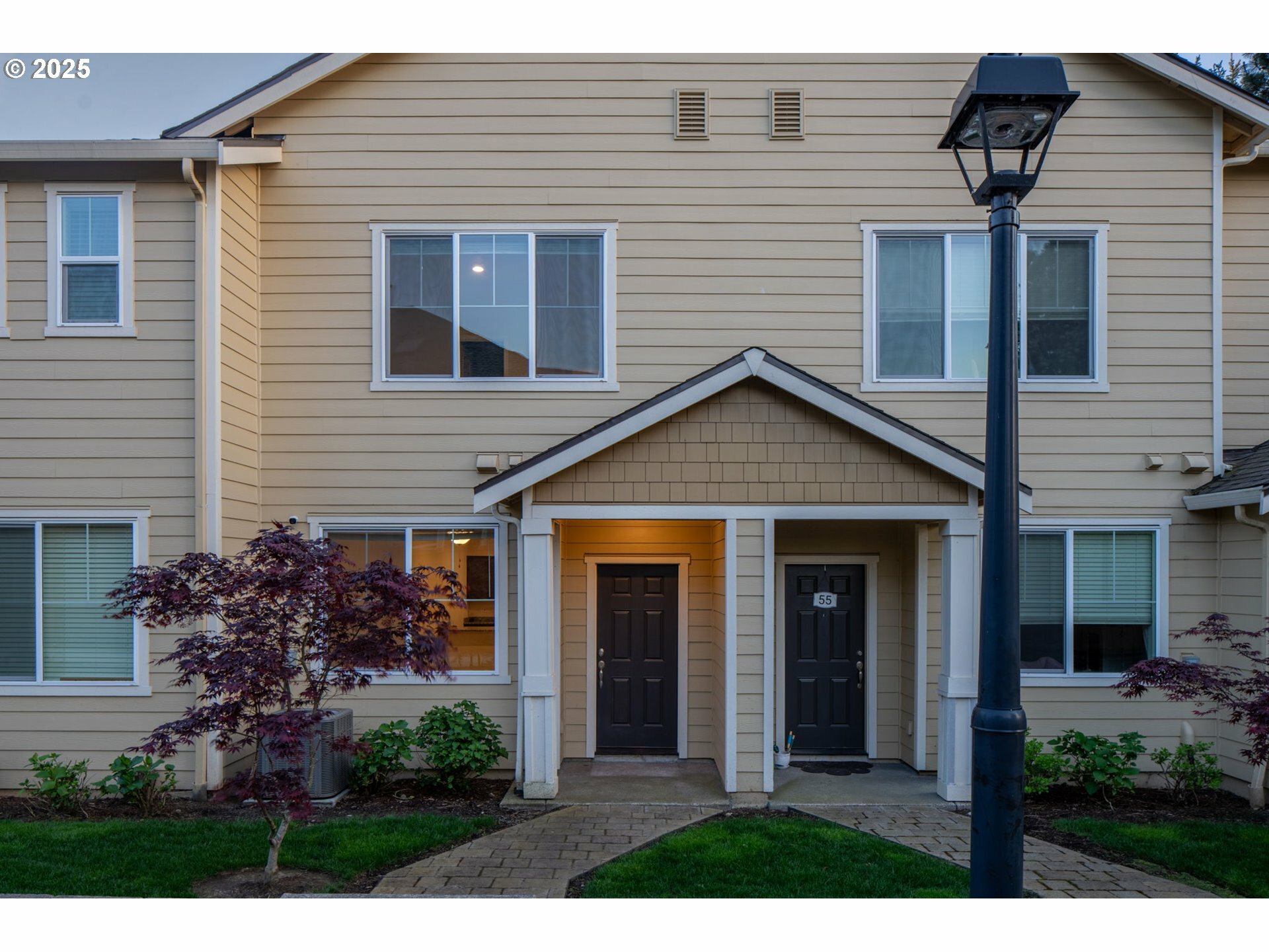 Property Photo: 59 NE 134th Pl OR 97230