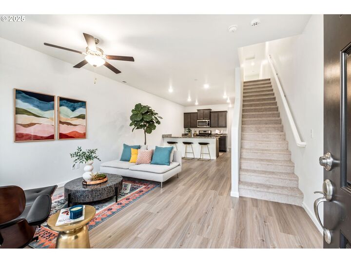 Property Photo: 59 NE 134th Pl OR 97230