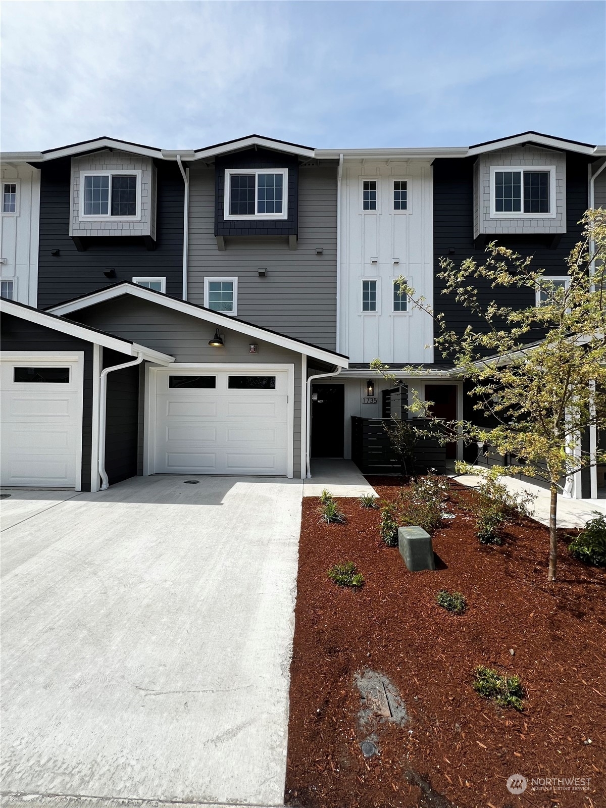 Property Photo:  1735  Sunup Loop  WA 98226 