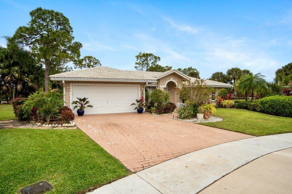 Property Photo:  104 Churchill Drive  FL 33411 