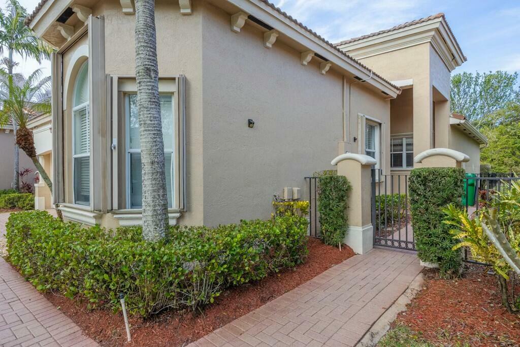 Property Photo:  5824 NW 120 Avenue  FL 33076 