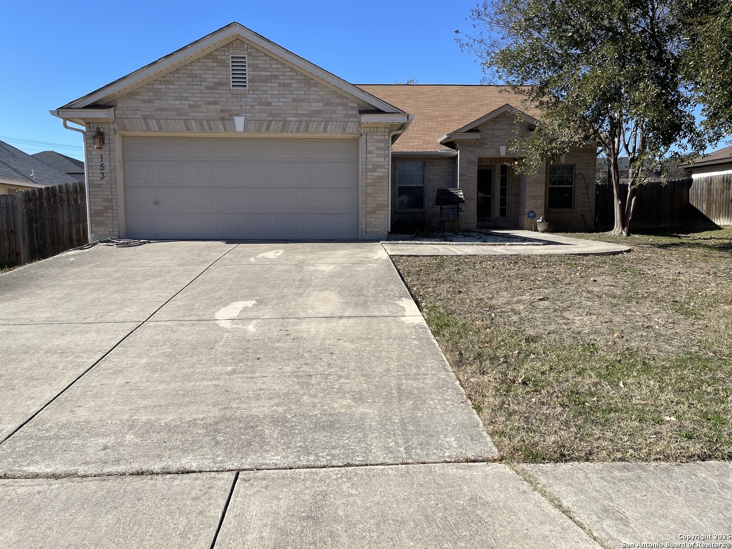 Property Photo: 153 Springtree Pkwy TX 78108