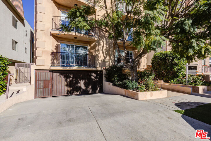 Property Photo: