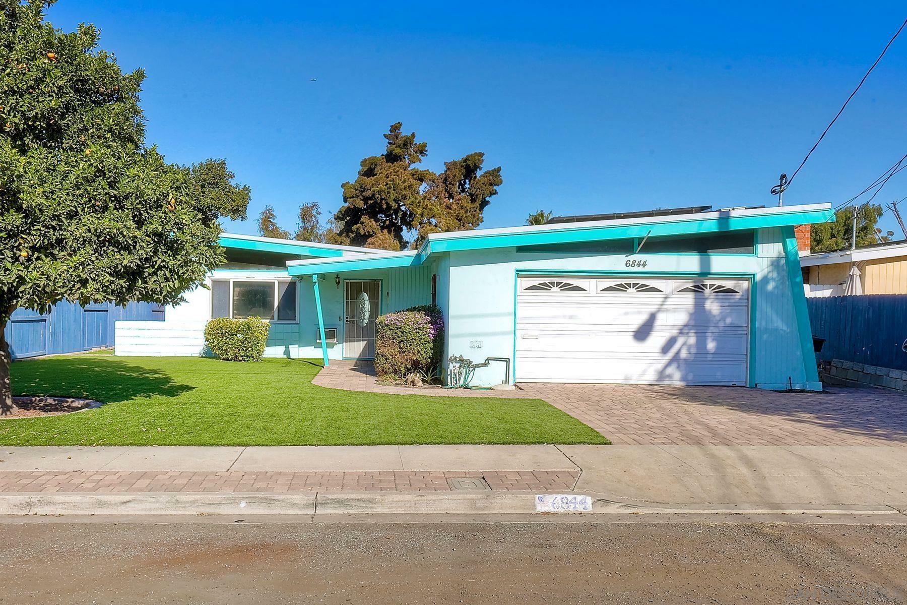 Property Photo: 6844 Cedral Pl CA 91945