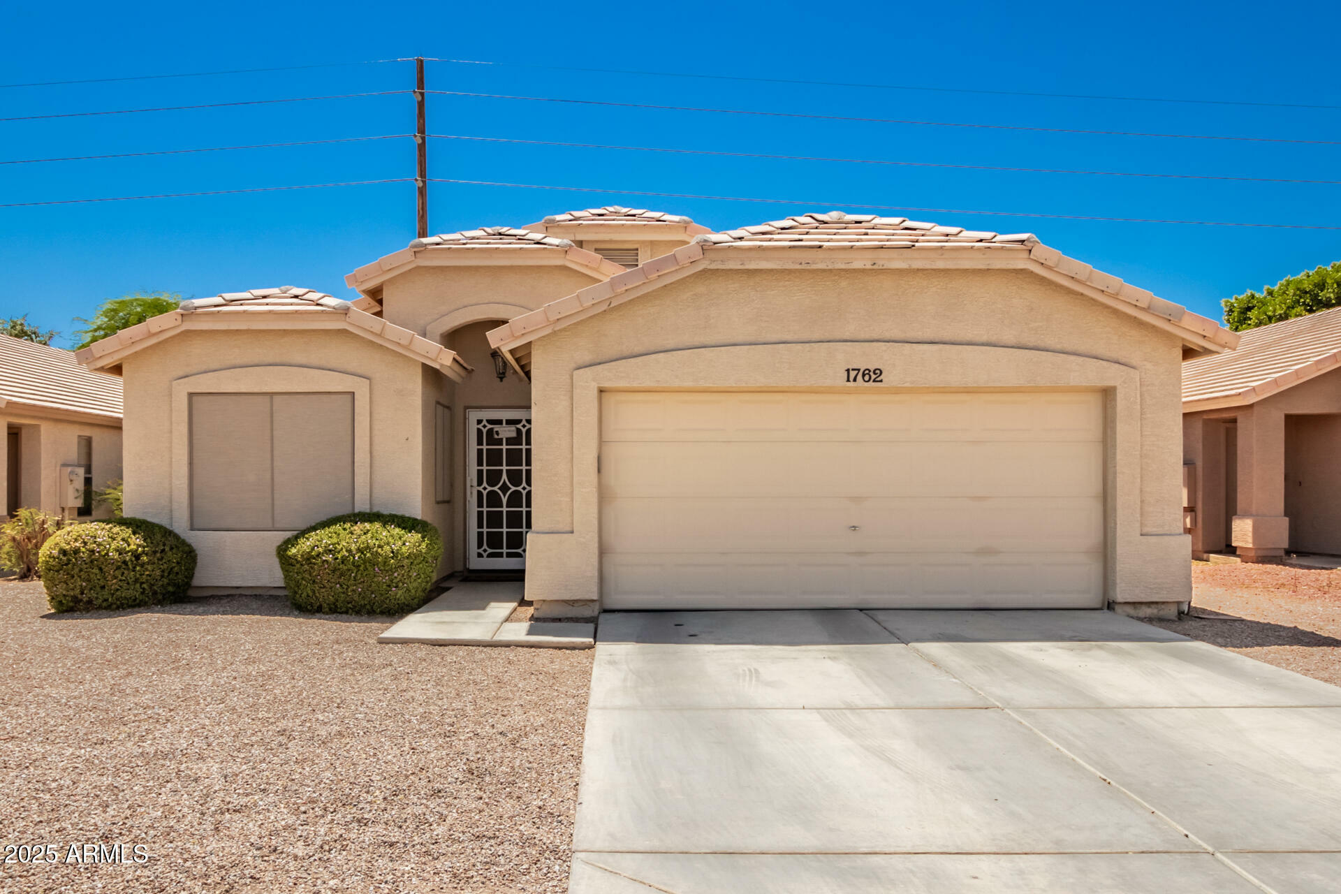 Property Photo:  1762 S Saddle Street  AZ 85233 