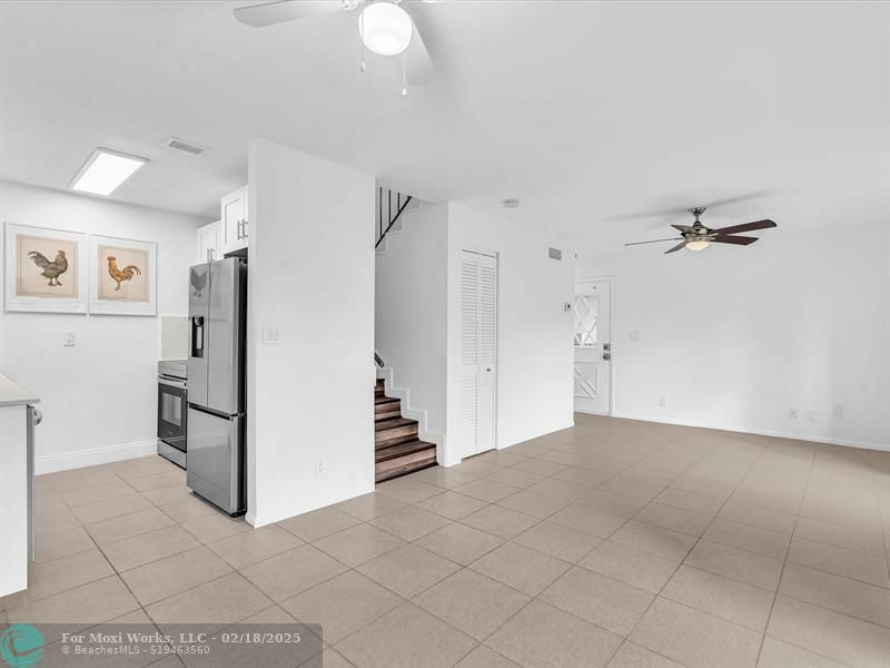 Property Photo:  8911 NW 28th Dr E  FL 33065 