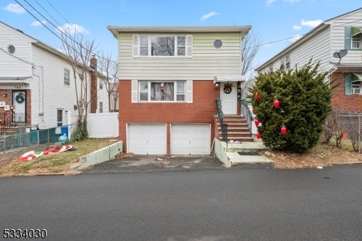 Property Photo:  160 Augustine Pl  NJ 07088 