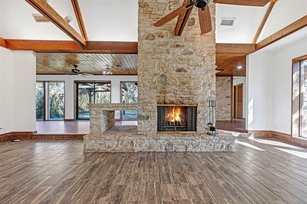 Property Photo: 207 Wroxton Drive TX 77304