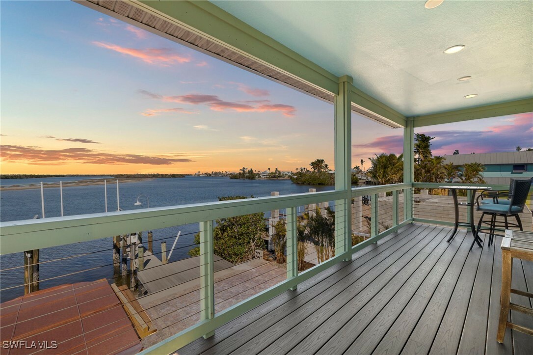 Property Photo: 4706 Pine Island Road NW FL 33993