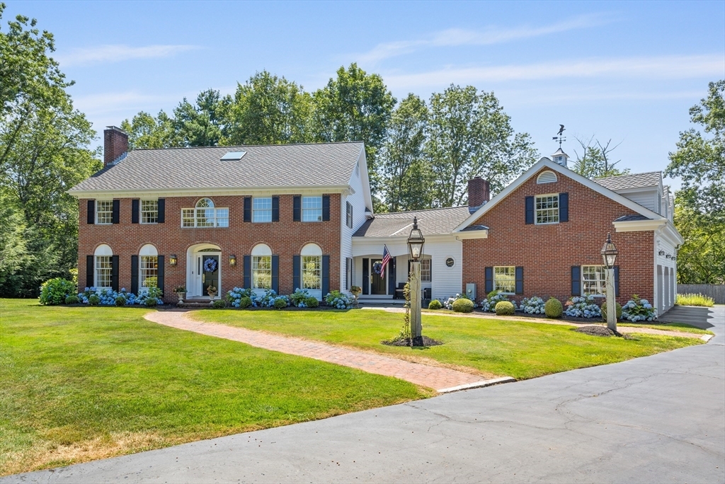 Property Photo:  7 Lothrop Circle  MA 02420 