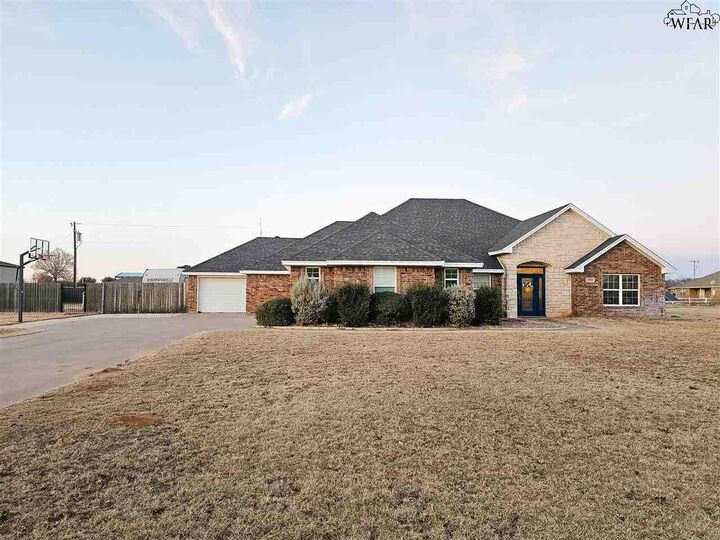 2051 River Creek Estates  Wichita Falls TX 76305 photo