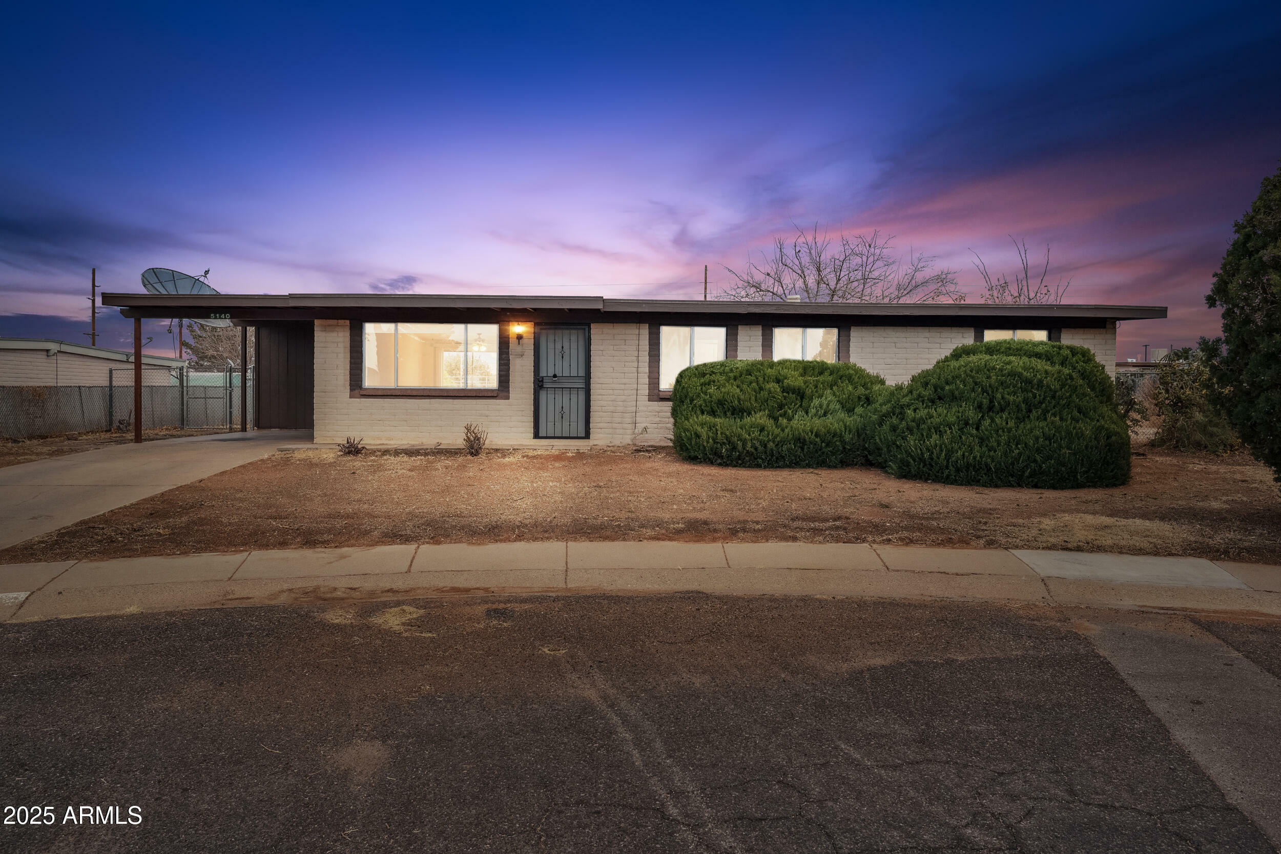 Property Photo:  5140 Galileo Drive  AZ 85635 