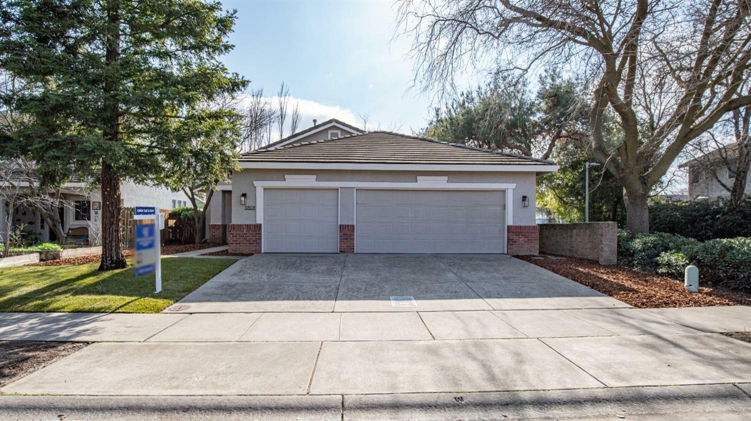 Property Photo:  3808 Arroyo Avenue  CA 95618 