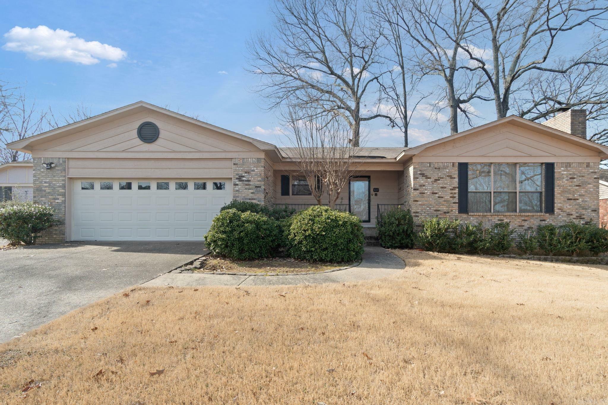 Property Photo:  5009 Burrow Drive  AR 72116 