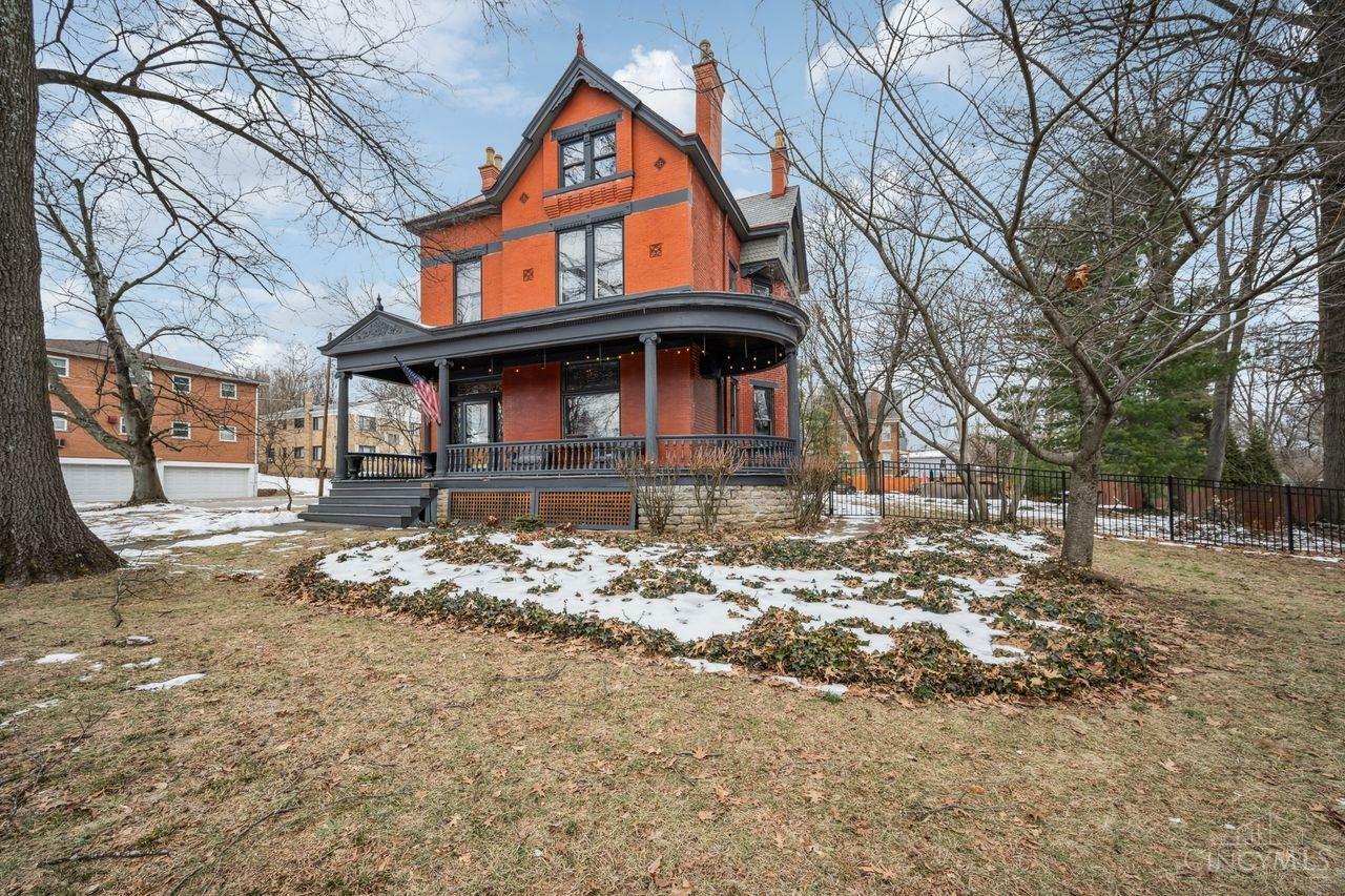 Property Photo:  3132 Montana Avenue  OH 45211 