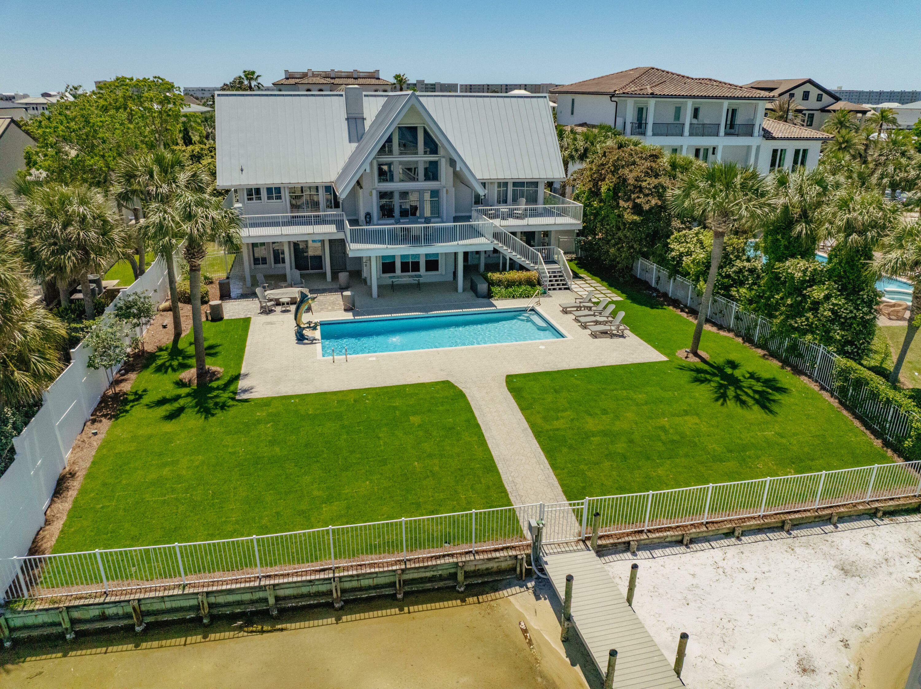 Property Photo: 519 Norriego Road FL 32541