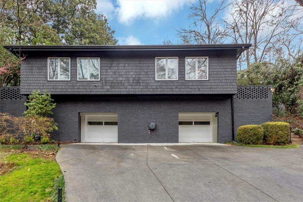 Property Photo:  546 Allen Road NE B  GA 30324 