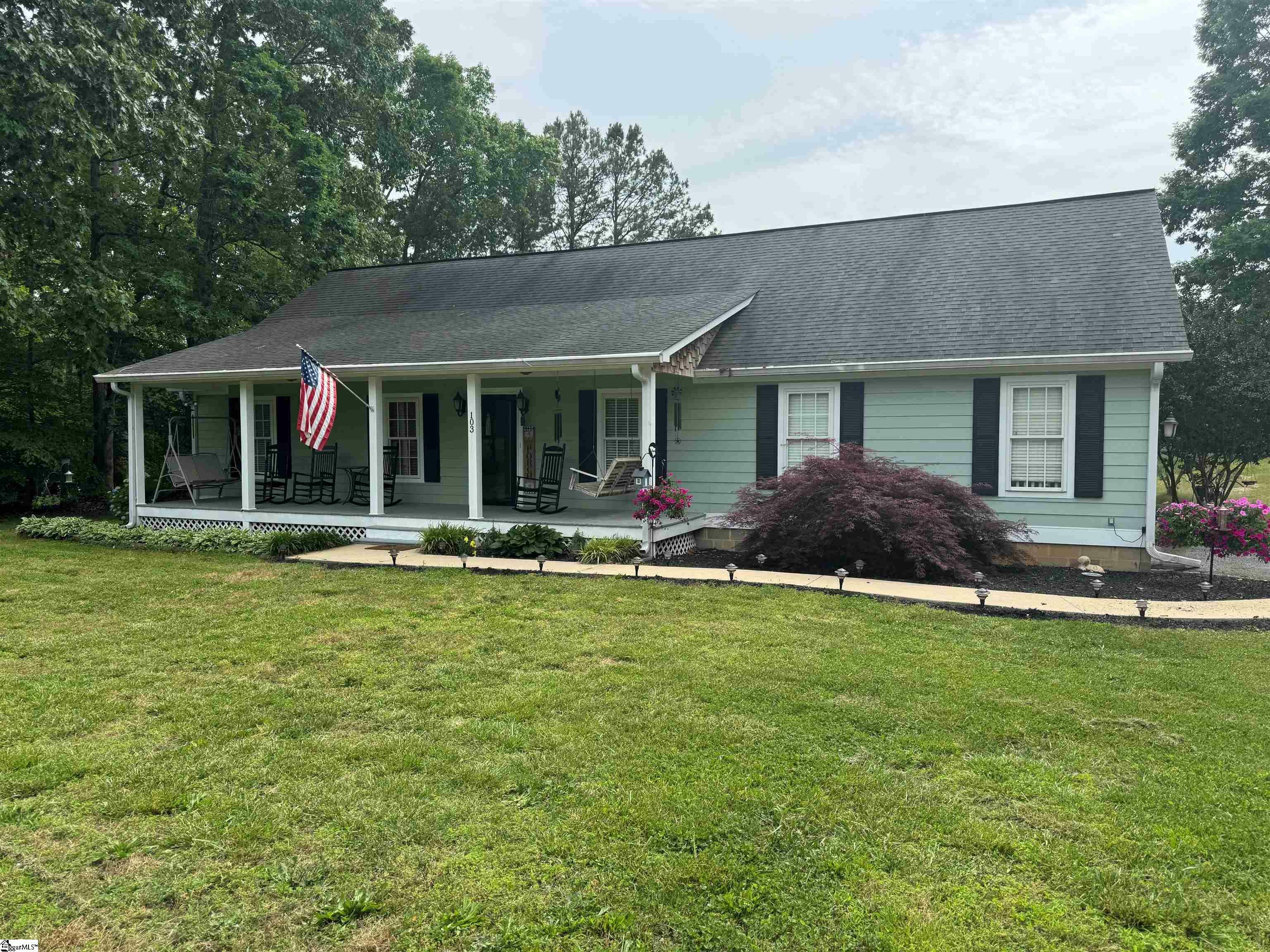 103 Michael Drive  Spartanburg SC 29306 photo