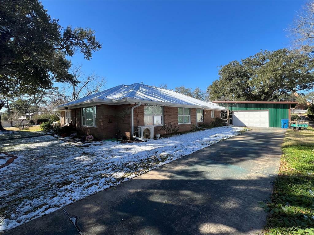 Property Photo: 232 S Holland Street TX 77418