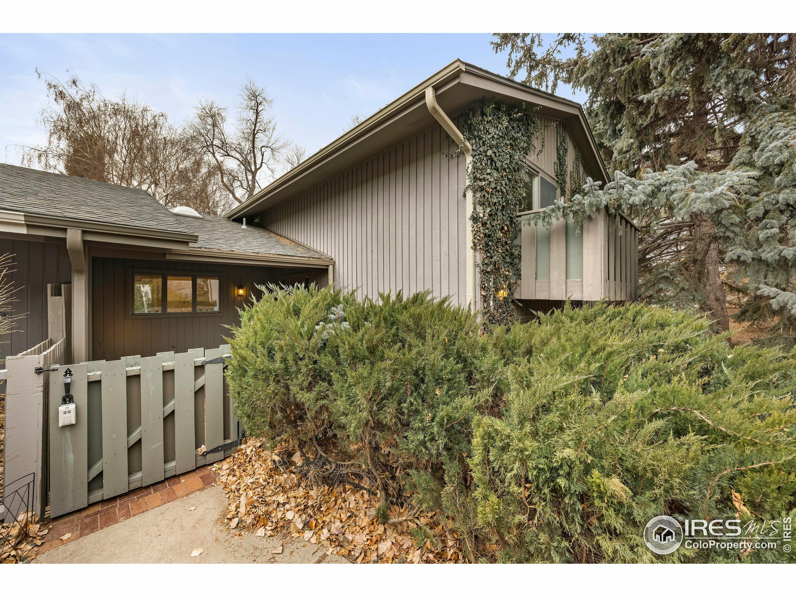 Property Photo: 1113 Parkwood Dr CO 80525
