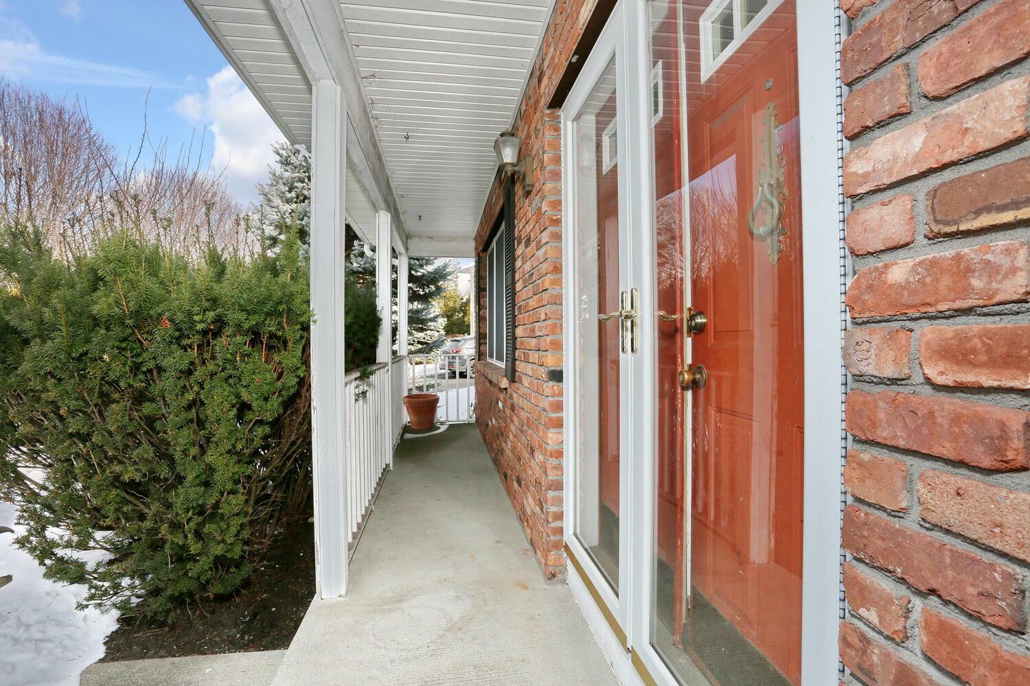 Property Photo:  14 Martino Way  NY 10970 