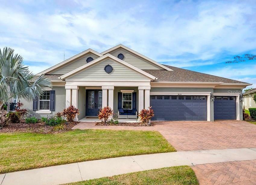 Property Photo: 14214 Quintessa Lane FL 33547