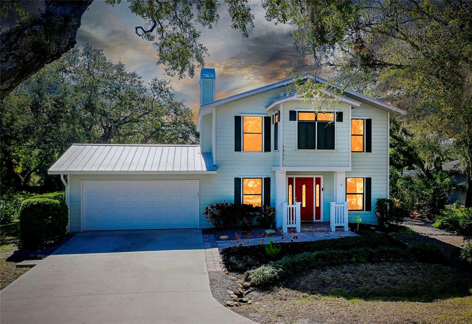 Property Photo: 4520 Robin Hood Trail W FL 34232