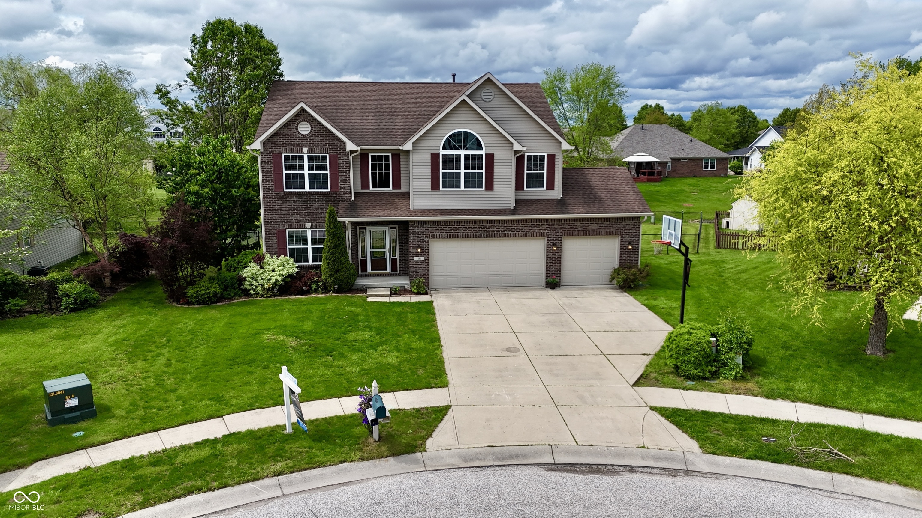 Property Photo: 861 Stardust Court IN 46131