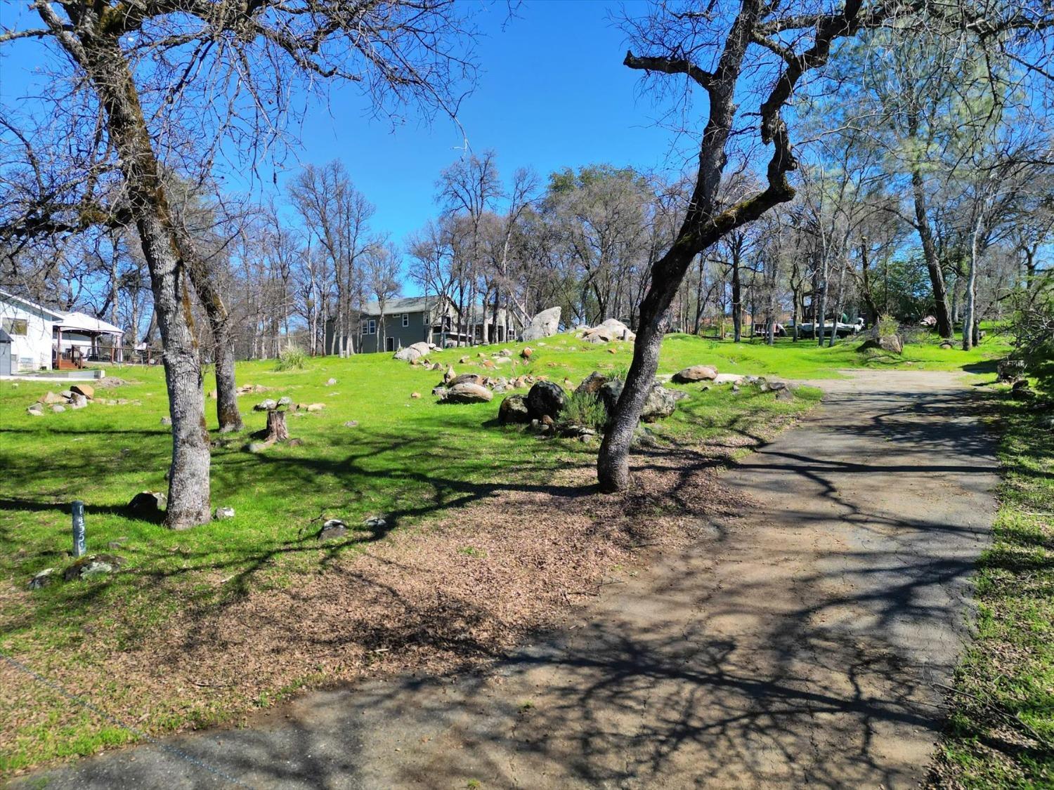 Property Photo: 14359 Knobcone Drive CA 95946