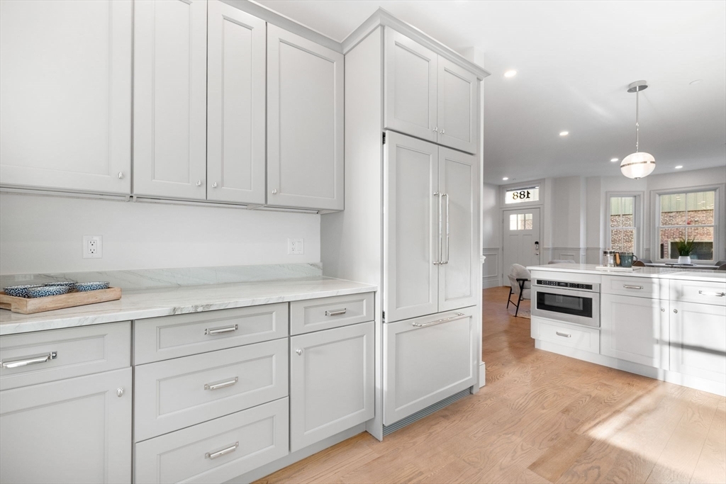 Property Photo: 188-194 Green Street 188 MA 02139