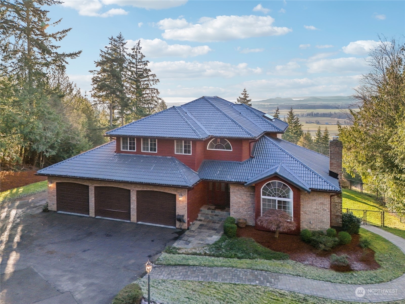 Property Photo:  18720  Quail Drive  WA 98274 