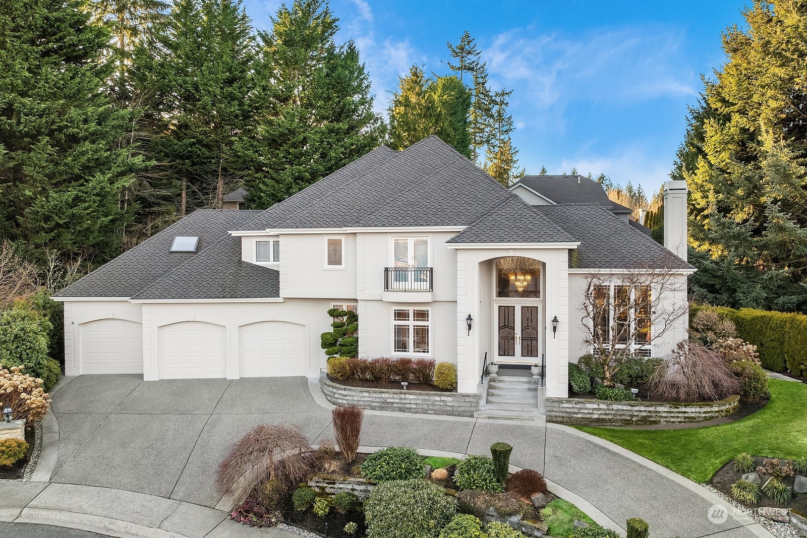 Property Photo:  18405 NW Montreux Drive  WA 98027 