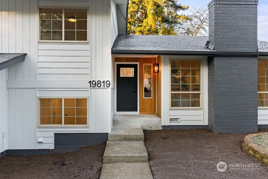 Property Photo: 19819 138th Avenue SE WA 98058