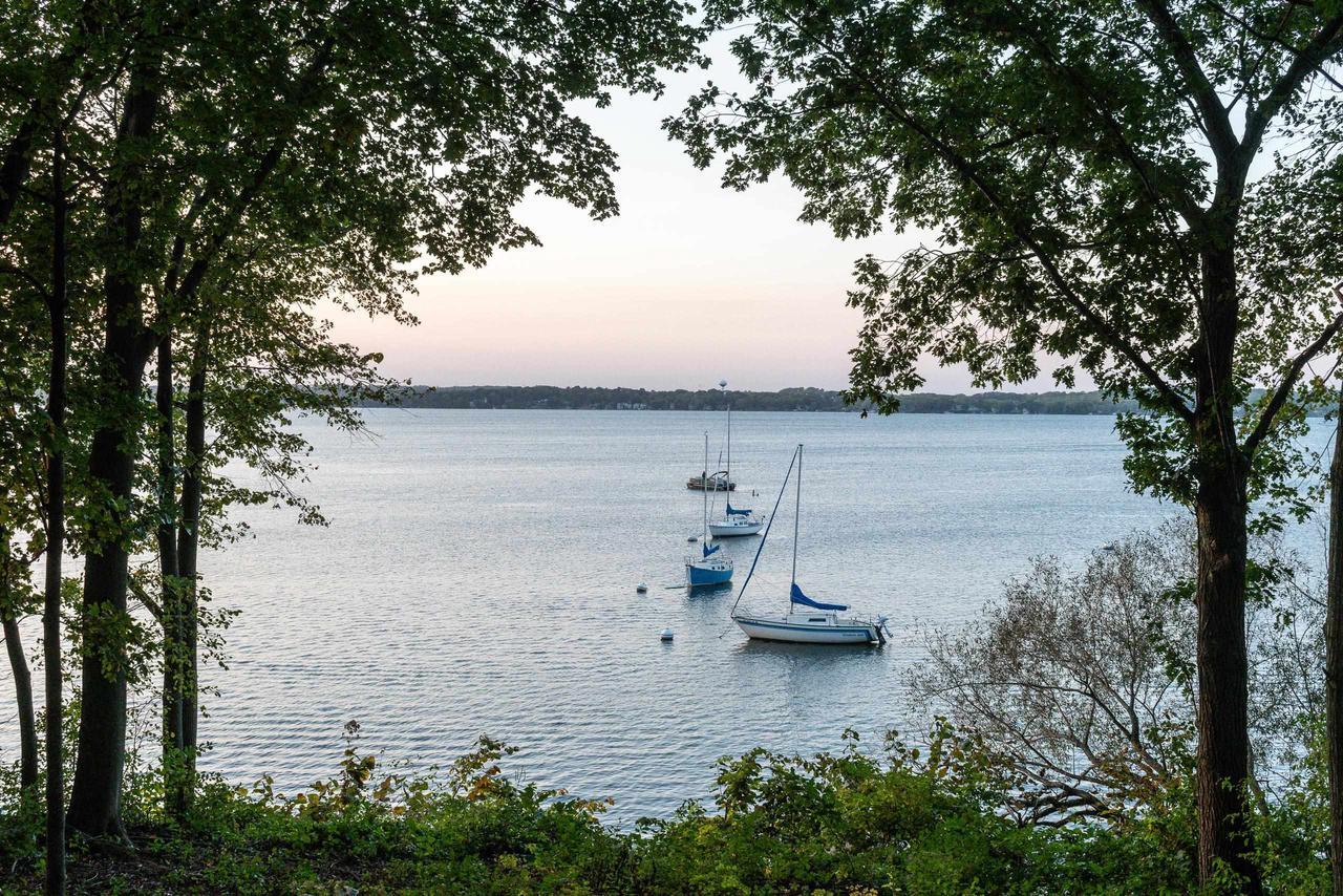 Property Photo: 3406 Lake Mendota Drive WI 53705