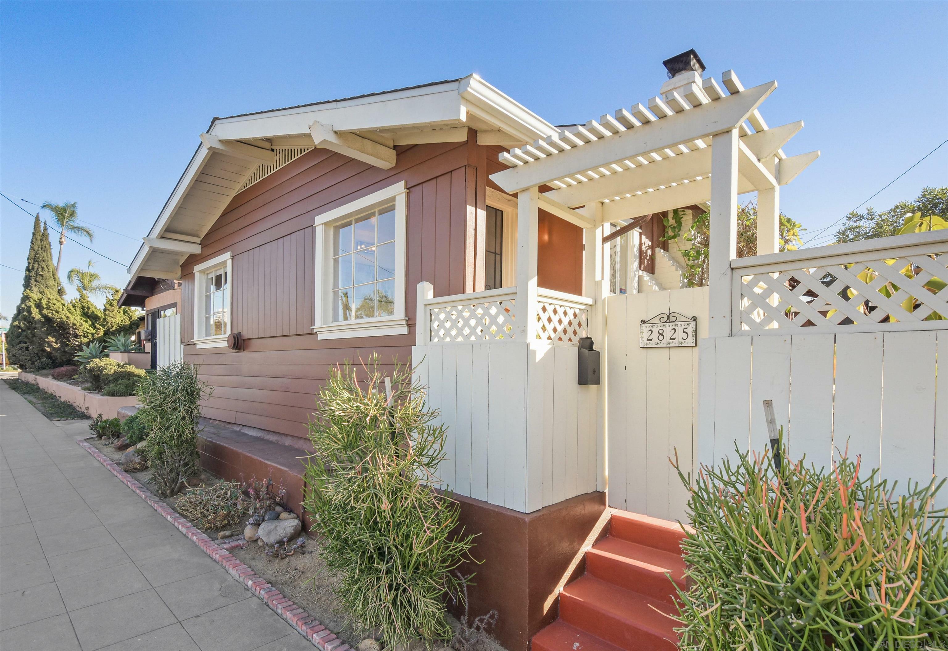 Property Photo:  2825 Redwood Street  CA 92104 