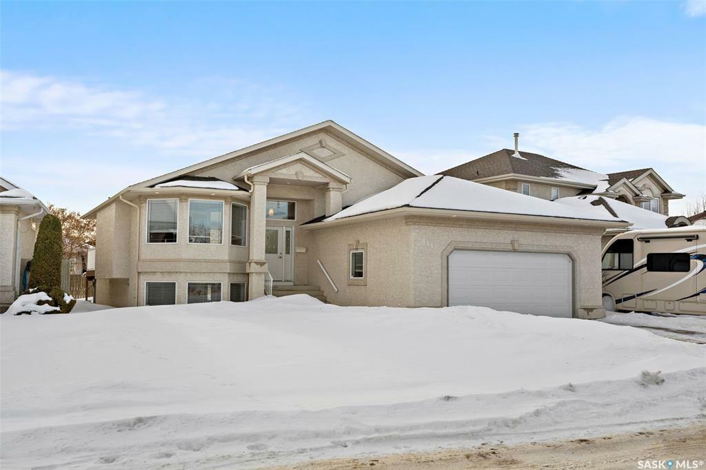 Property Photo:  211 Wright Crescent  SK S7N 4T6 