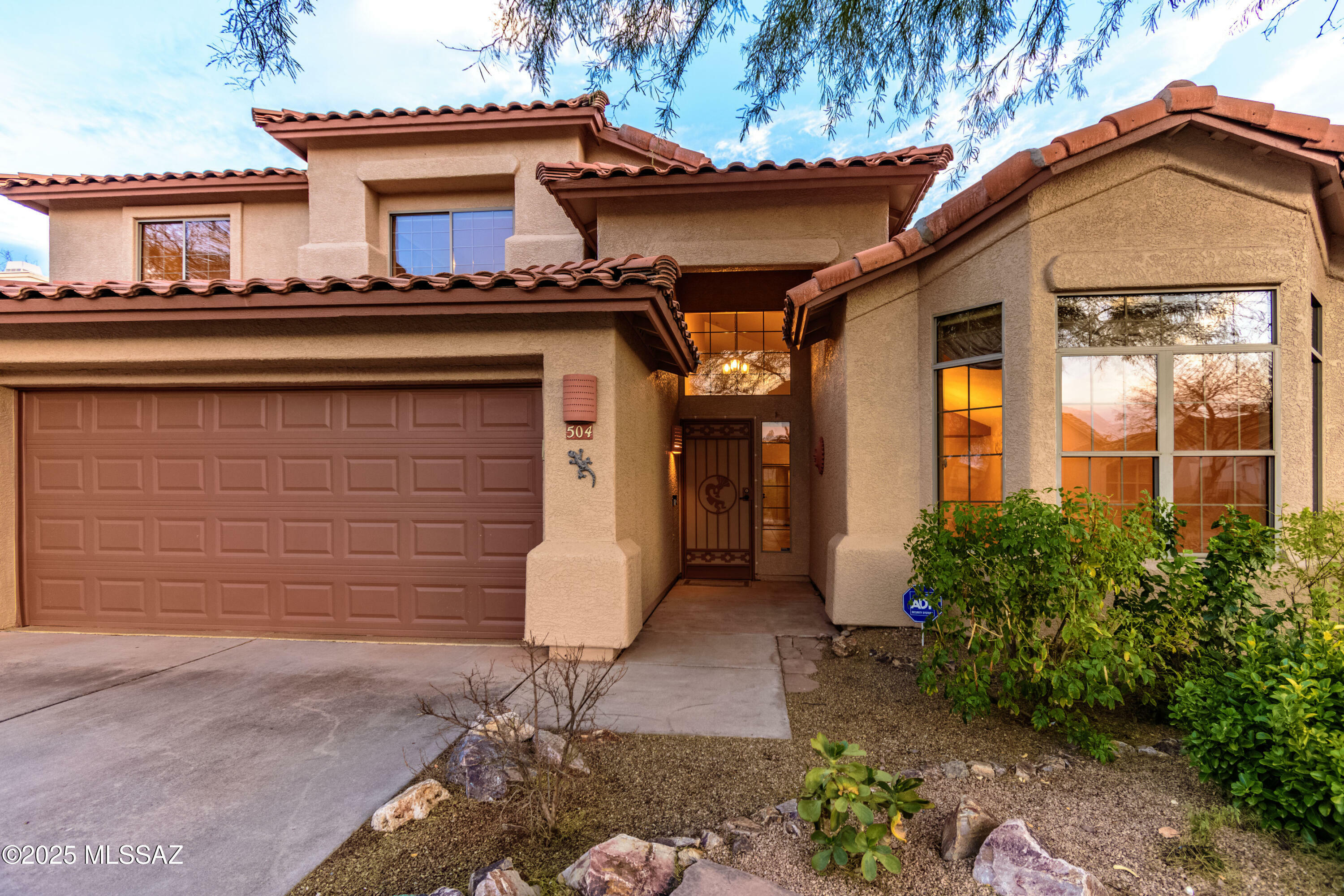 Property Photo:  504 E Marshall Peak Drive  AZ 85755 